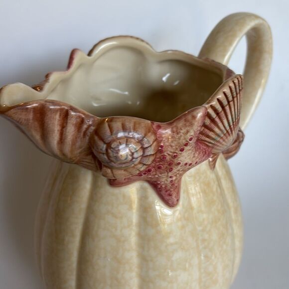 Vintage Fitz & Floyd Omnibus Seashell Pitcher Tan Pink Shell 64 Oz - Picture 8 of 11